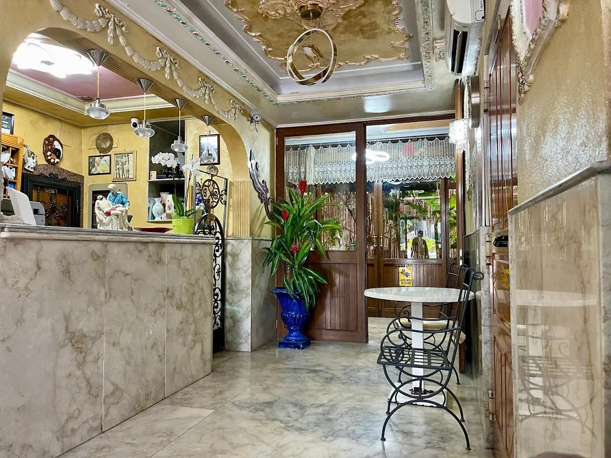 Hotel Mignon Naples 0*,  Italy